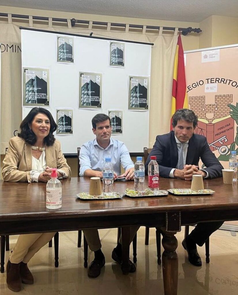 Charla recogida neumática de residuos sólidos en Colegio Administradores de Fincas de Córdoba